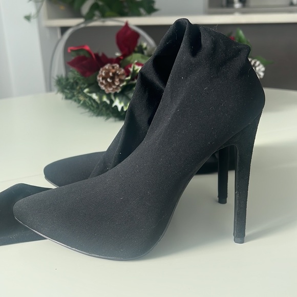 Stocking thigh high boots - Picture 2 of 2